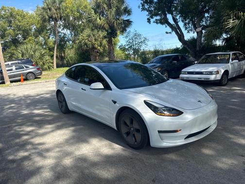 2023 Tesla Model 3 Standard Range