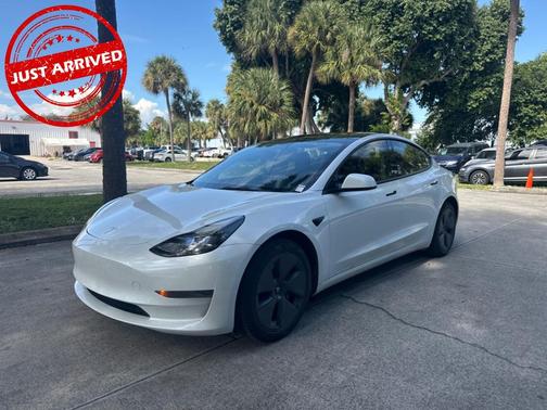 2023 Tesla Model 3 Standard Range