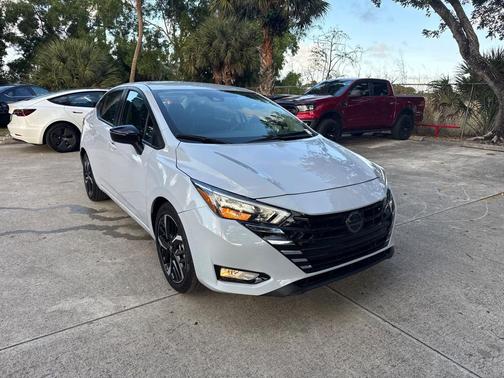 2024 Nissan Versa 1.6 S