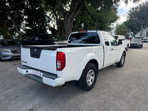 2021 Nissan Frontier S