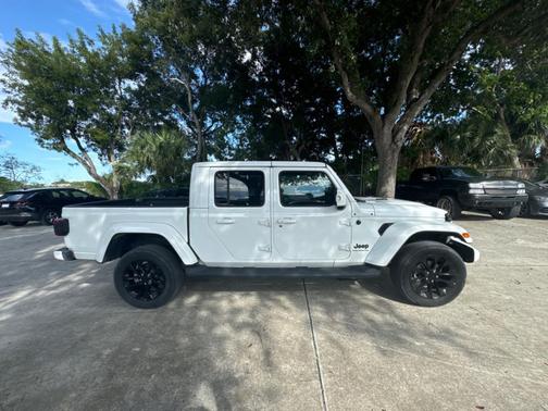 2023 Jeep Gladiator HIGH ALTITUDE