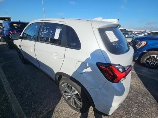2024 Mitsubishi Outlander Sport SE