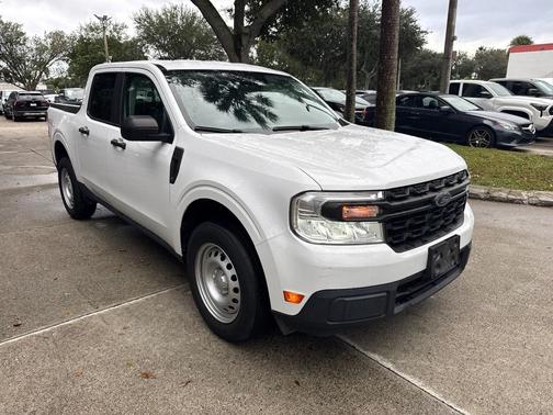 2022 Ford Maverick XL