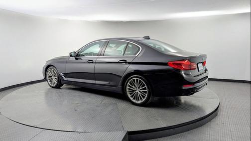 2019 BMW 540 i