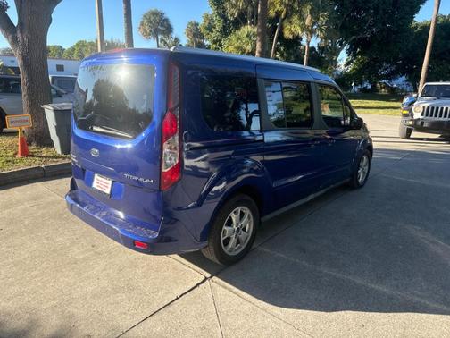 2017 Ford Transit Connect Titanium w/Rear Liftgate