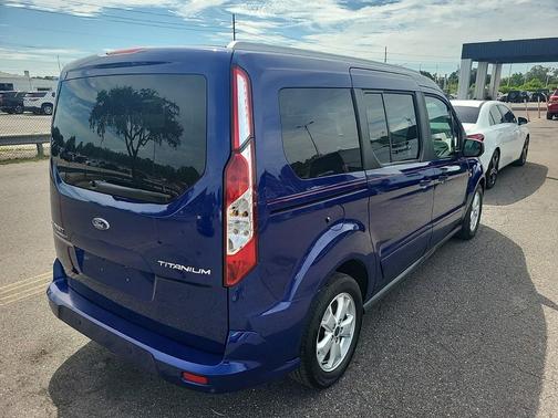 2017 Ford Transit Connect Titanium w/Rear Liftgate