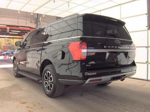 AGATE BLACK METALLIC 2024 Ford Expedition Max XLT
