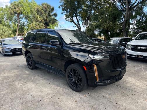 2022 Cadillac Escalade Premium Luxury