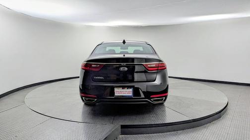 2019 Kia Cadenza Premium