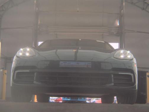 Night Blue Metallic 2018 Porsche Panamera 4