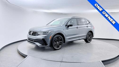 Gray 2022 Volkswagen Tiguan 2.0T SE R-Line Black