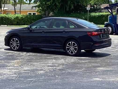 2025 Volkswagen Jetta 1.5T Sport