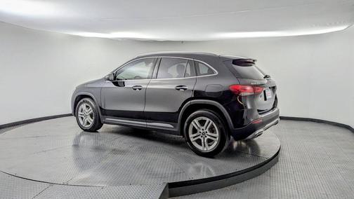2021 Mercedes-Benz GLA 250 Base 4MATIC