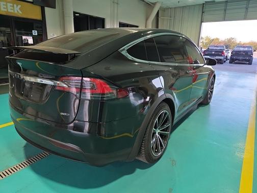 2016 Tesla Model X 70D