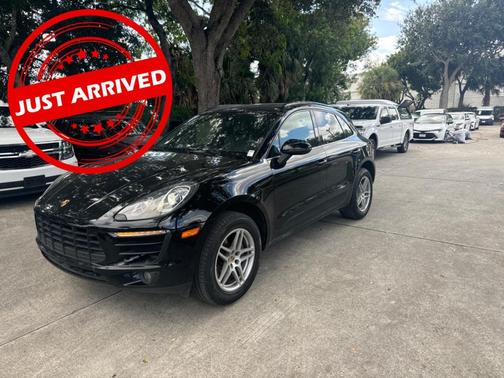 2018 Porsche Macan Sport Edition