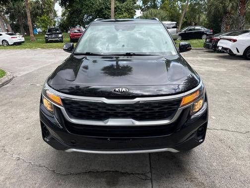 2021 Kia Seltos S