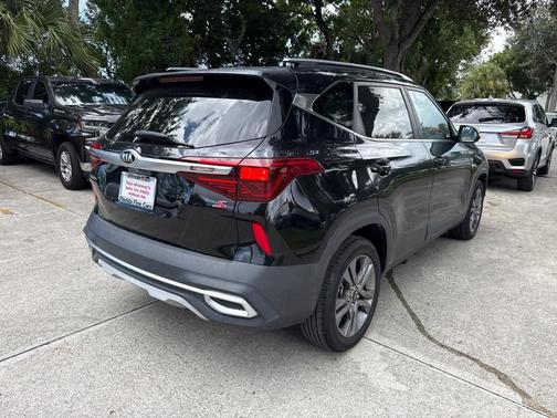2021 Kia Seltos S