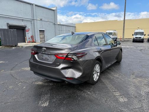 2023 Toyota Camry LE