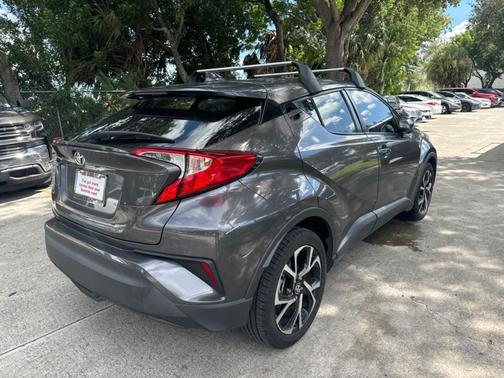 2020 Toyota C-HR XLE