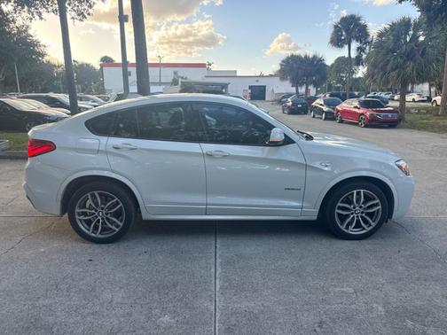 2017 BMW X4 xDrive 28i