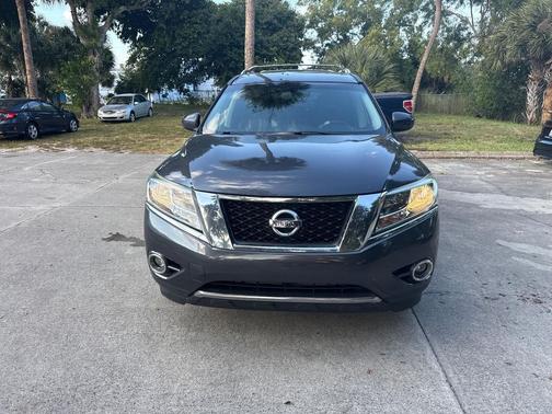 2013 Nissan Pathfinder SL