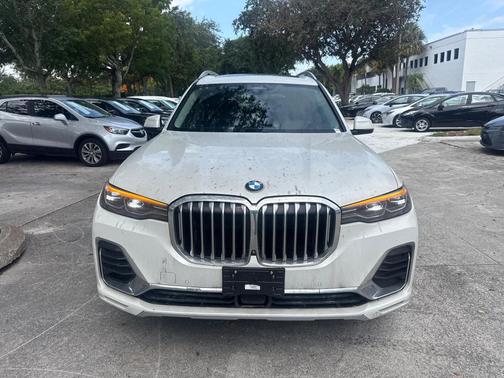Mineral White Metallic 2019 BMW X7 xDrive50i