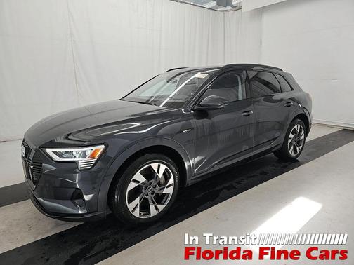 2021 Audi e-tron Premium