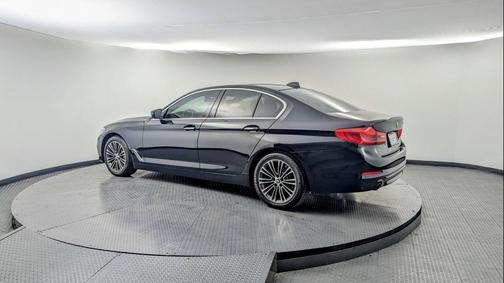 2018 BMW 530 i