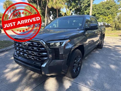 2022 Toyota Tundra Platinum