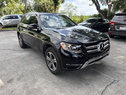 2019 Mercedes-Benz GLC 300 Base