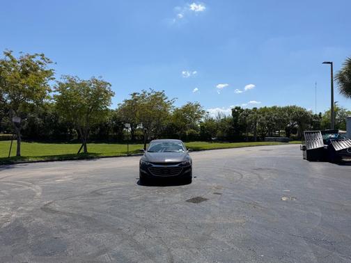 Dark Ash Metallic 2023 Chevrolet Malibu LT