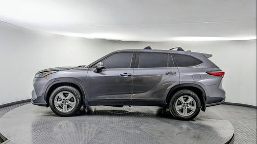 2022 Toyota Highlander L