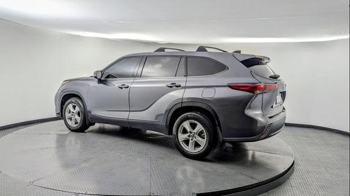 2022 Toyota Highlander L