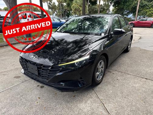 2021 Hyundai ELANTRA SE