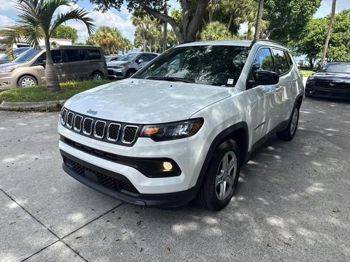 2023 Jeep Compass Latitude