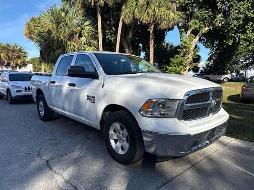 2023 RAM 1500 Classic SLT