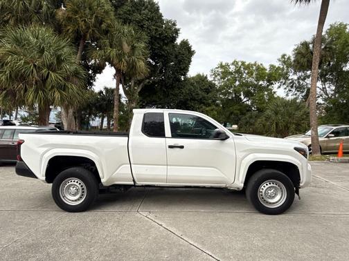 2024 Toyota Tacoma SR