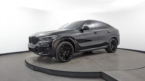 2023 BMW X6 M50i