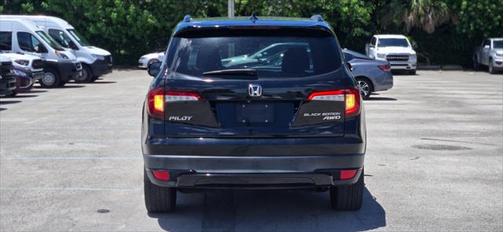 2020 Honda Pilot AWD Black Edition