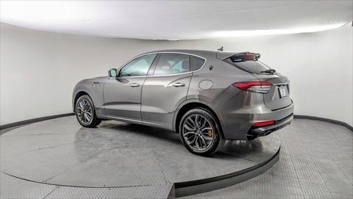 2022 Maserati Levante Modena