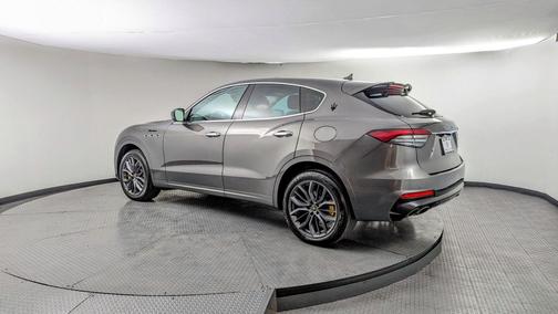 2022 Maserati Levante Modena