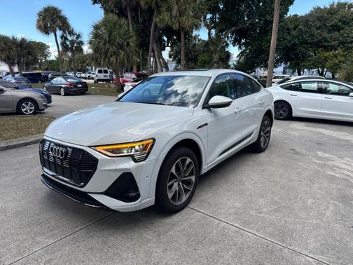 2021 Audi e-tron Sportback Premium Plus