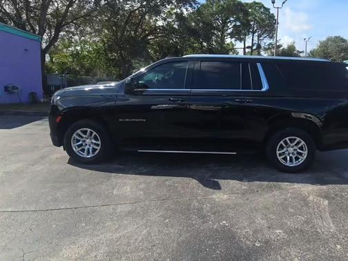 2021 Chevrolet Suburban LT