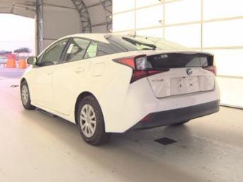 2022 Toyota Prius LE