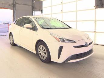 2022 Toyota Prius LE