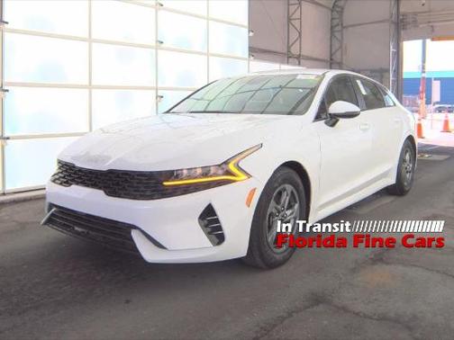2022 Kia K5 LXS