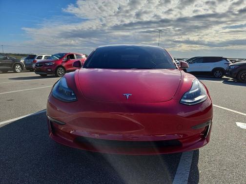 2022 Tesla Model 3 Standard Range