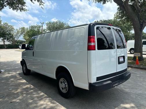 2020 Chevrolet Express 2500 RWD 2500 Regular Wheelbase WT