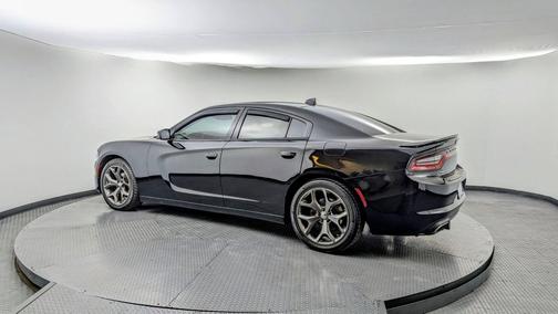 2015 Dodge Charger SXT