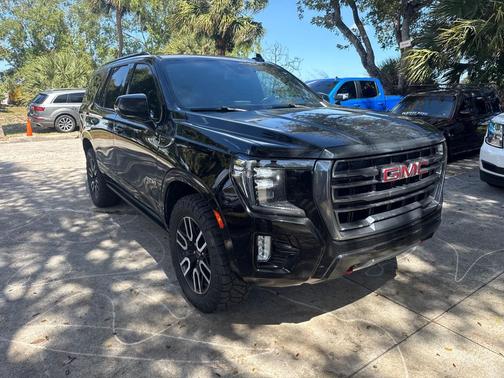 2023 GMC Yukon AT4
